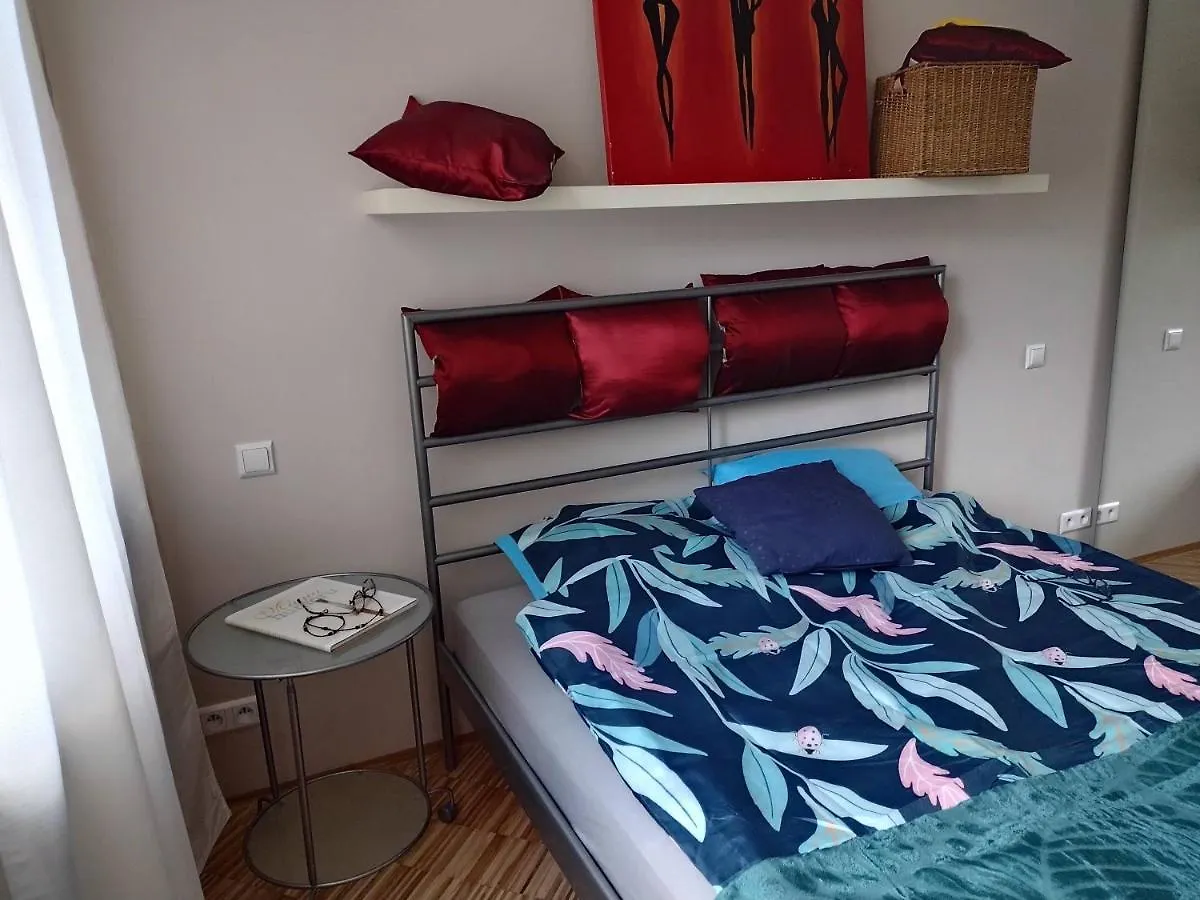 Totutotam Apartment Warsaw Homestay